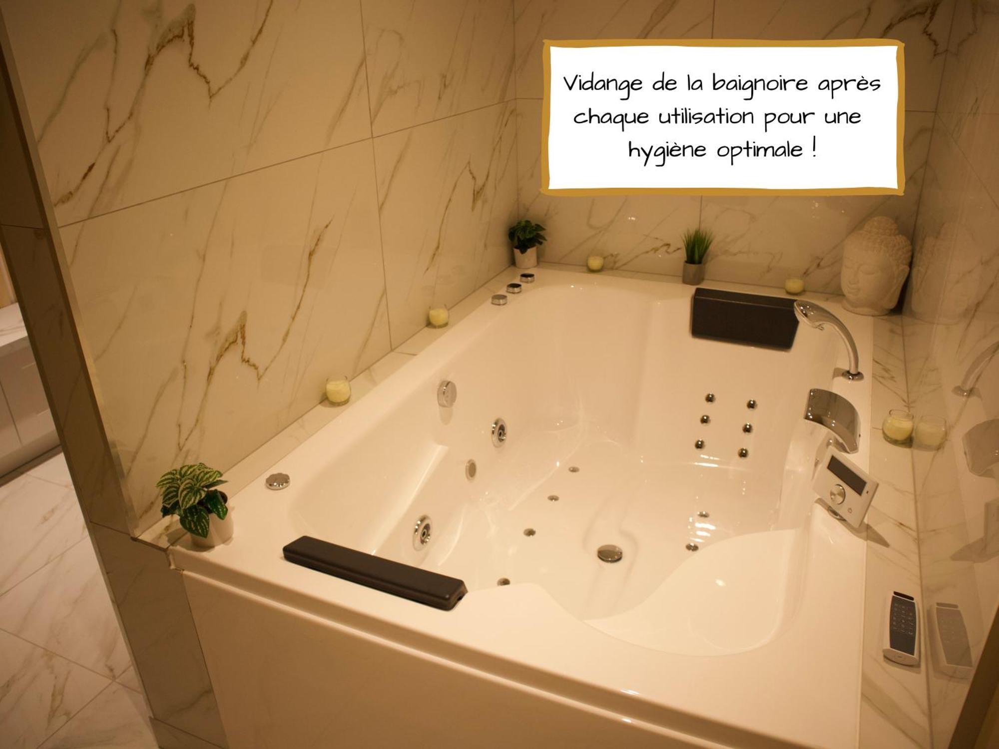 Le Moment Bien-Etre - Appartement Avec Spa Privatif Saint-Omer  Exterior foto